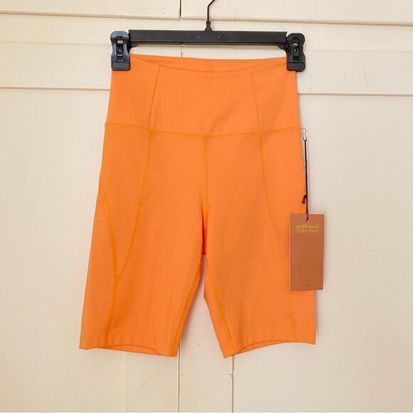 NWT Girlfriend Collective Horizon Orange Biker Shorts XS - Picture 2 of 5